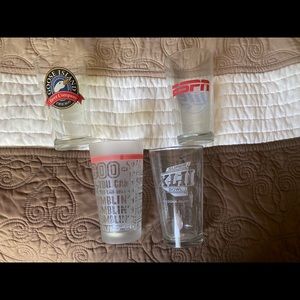 4 Beer Pint Glasses (sports)